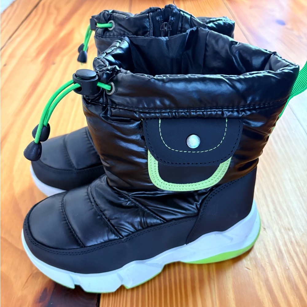 Kids Black and Green Winter Boots